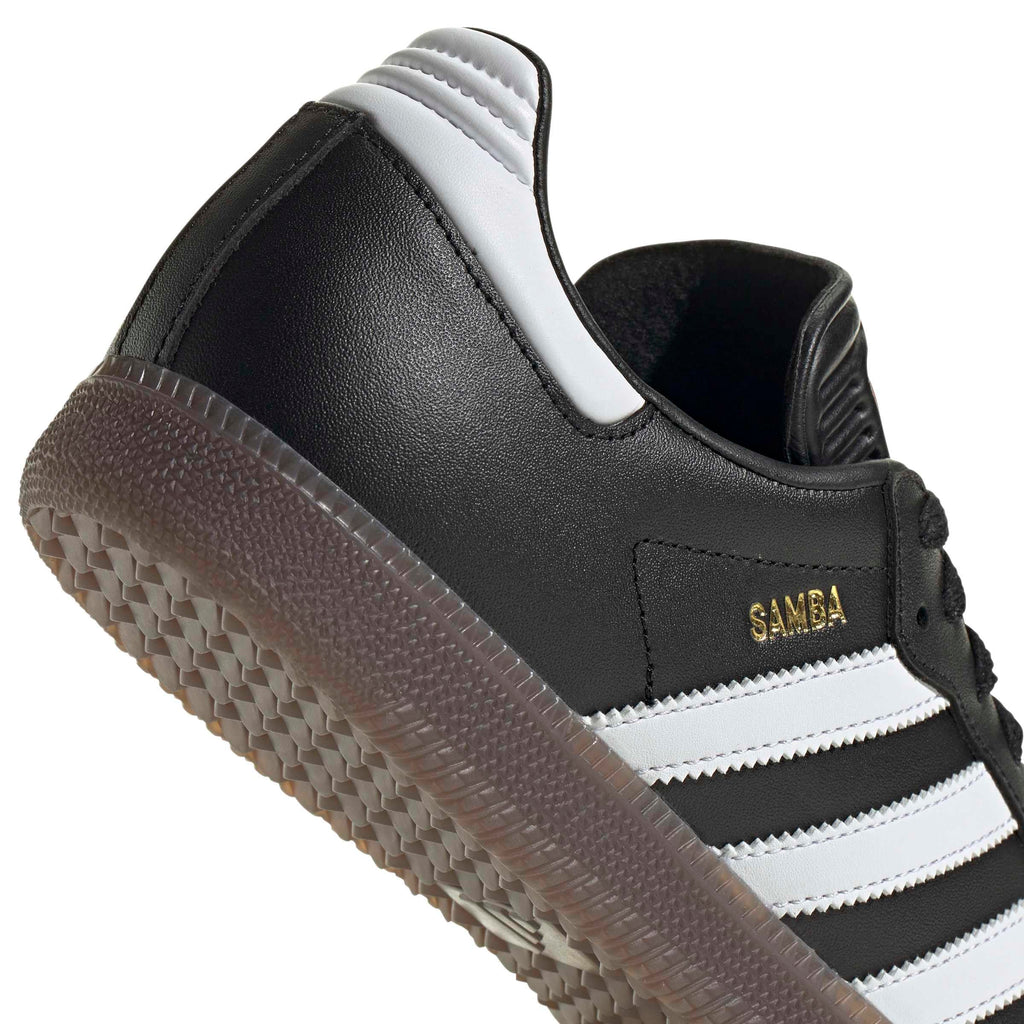 adidas Unisex-Adult Samba Indoor Shoe | Soccer Shoes